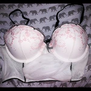 COPY - Cute VS Bra with ribbon tie in back